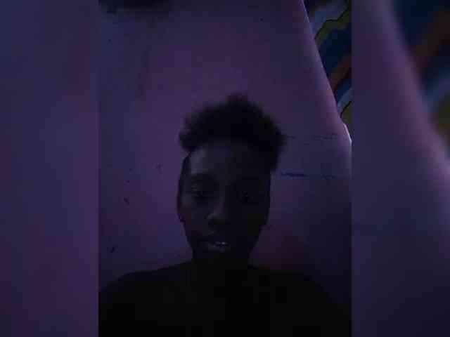 Marceliahh webcam