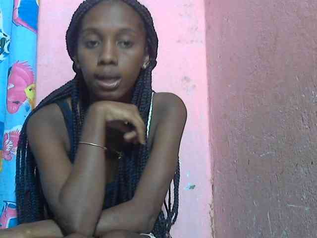 Marceliahh webcam