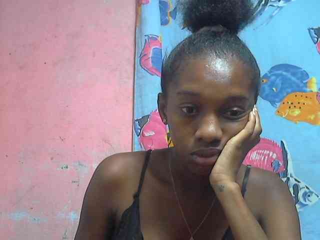 Marceliahh webcam