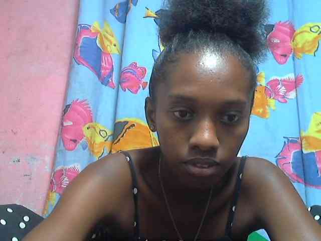 Marceliahh webcam
