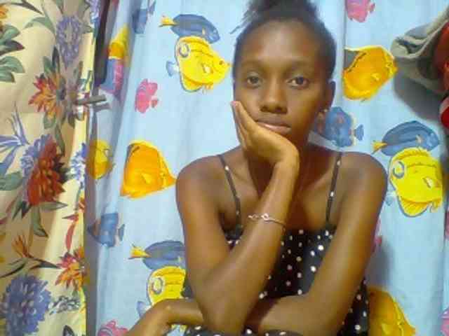 Marceliahh webcam