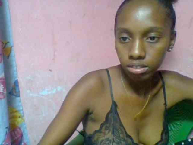 Marceliahh webcam