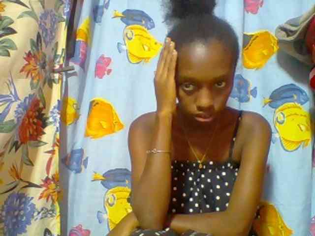 Marceliahh webcam