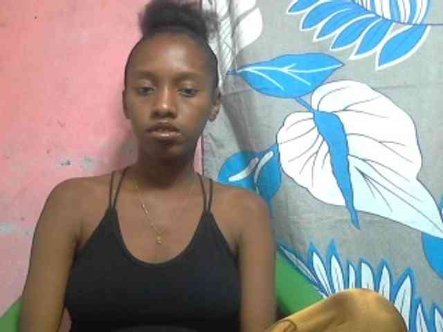 Marceliahh webcam