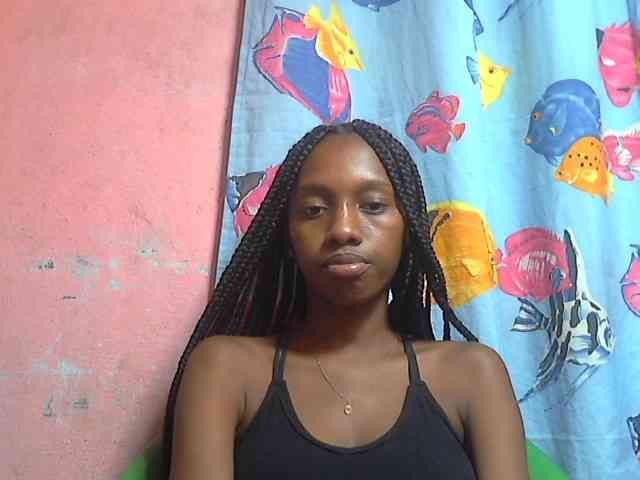 Marceliahh webcam