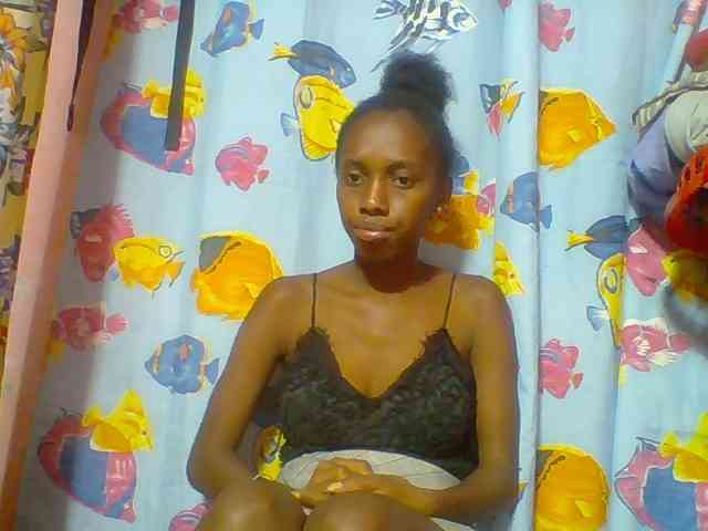 Marceliahh webcam
