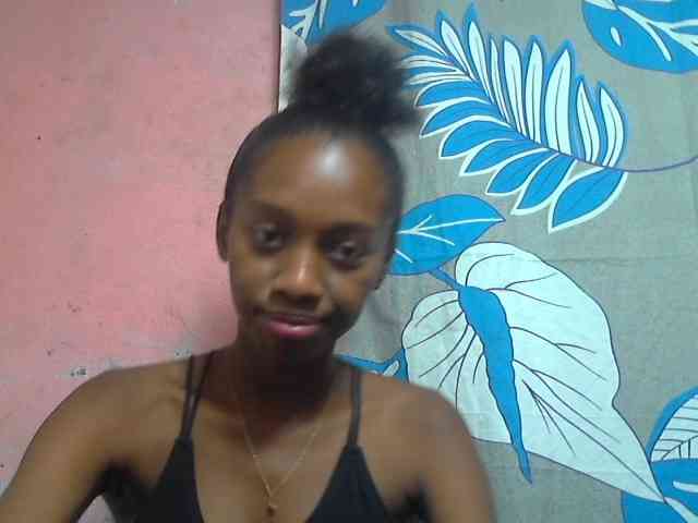 Marceliahh webcam