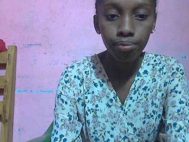 Marceliahh webcam