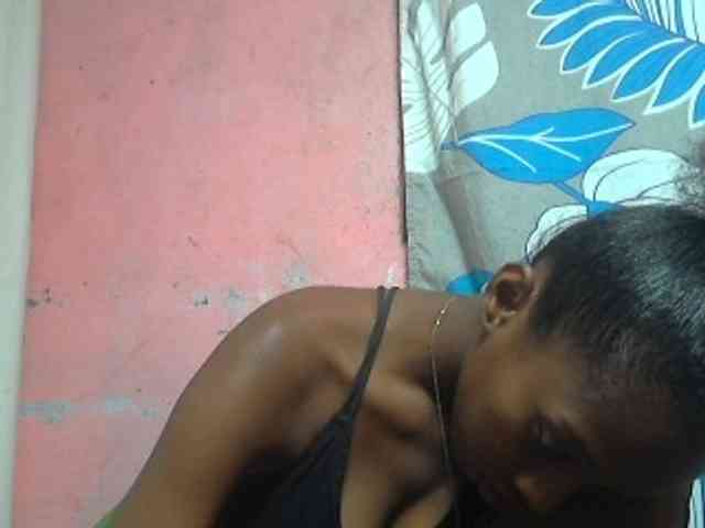 Marceliahh webcam