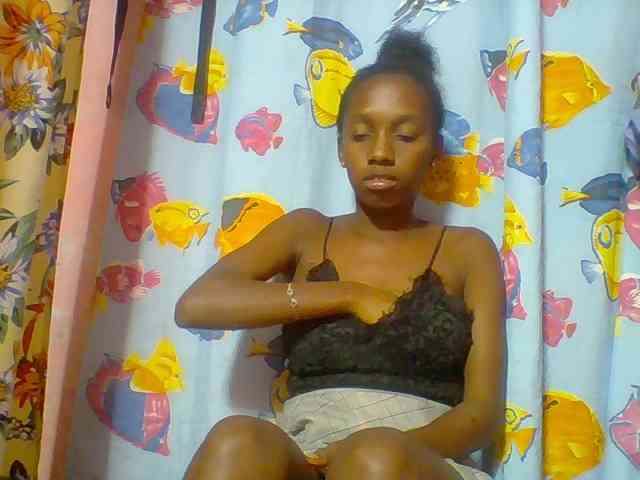 Marceliahh webcam