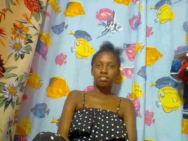 Marceliahh webcam