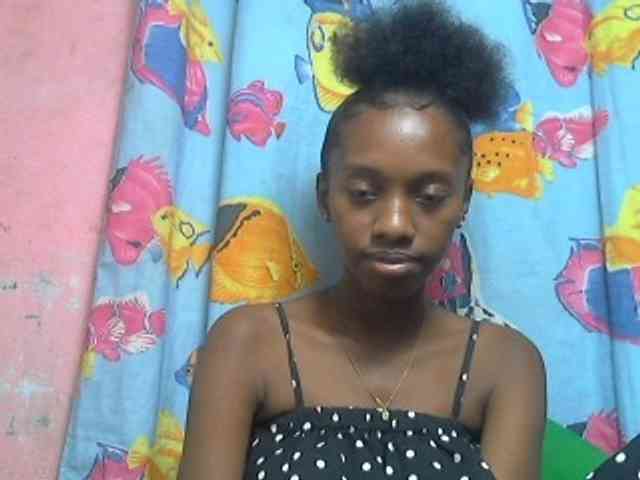 Marceliahh webcam