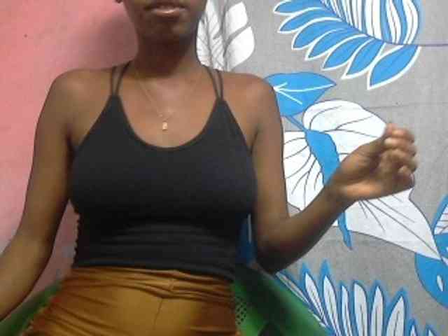 Marceliahh webcam