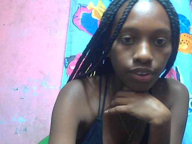 Marceliahh webcam