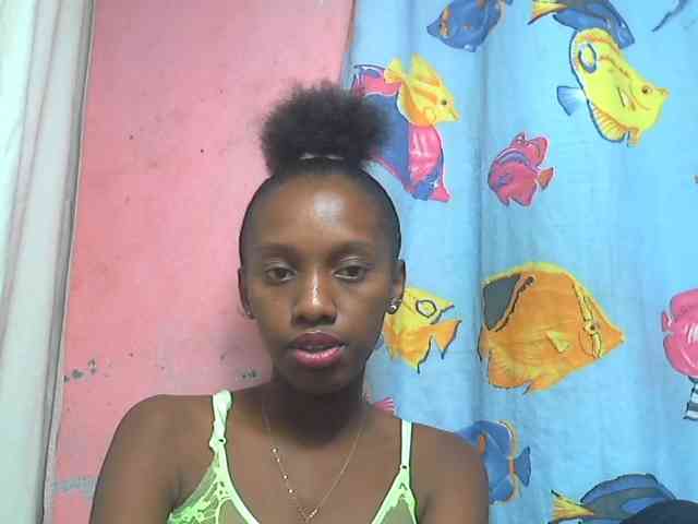 Marceliahh webcam