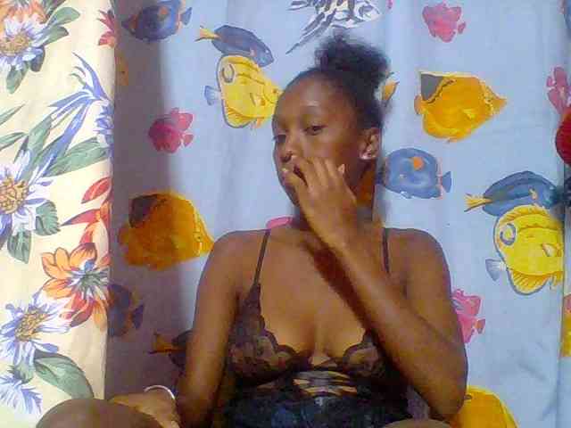 Marceliahh webcam