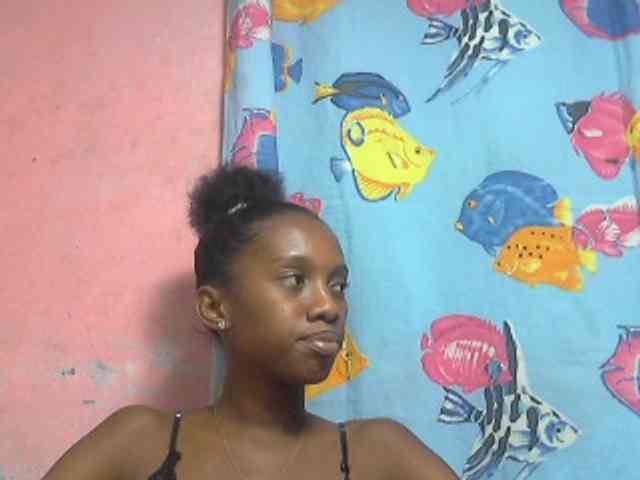 Marceliahh webcam