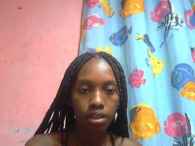 Marceliahh webcam