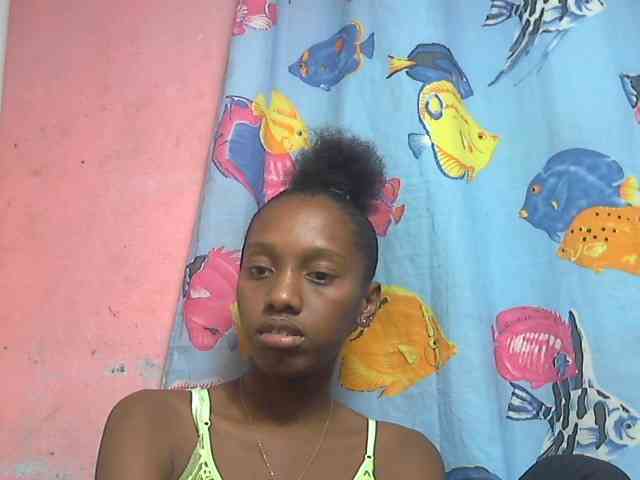 Marceliahh webcam