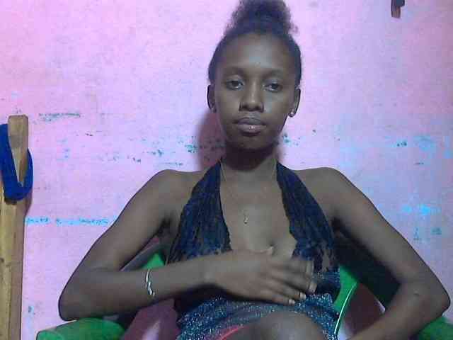 Marceliahh webcam