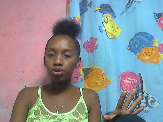 Marceliahh webcam