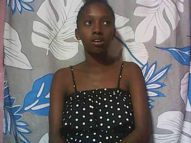 Marceliahh webcam