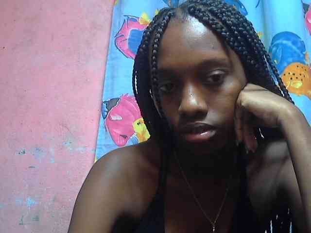 Marceliahh webcam