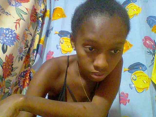 Marceliahh webcam