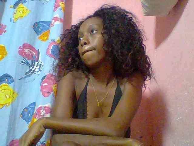 Marceliahh webcam