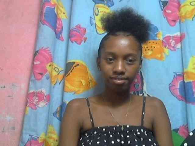 Marceliahh webcam