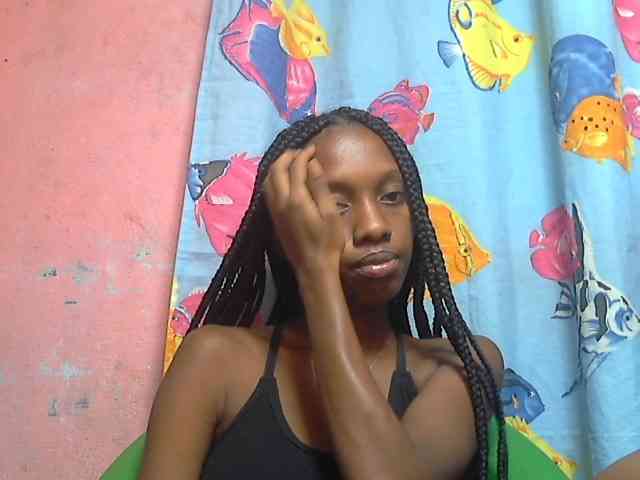 Marceliahh webcam
