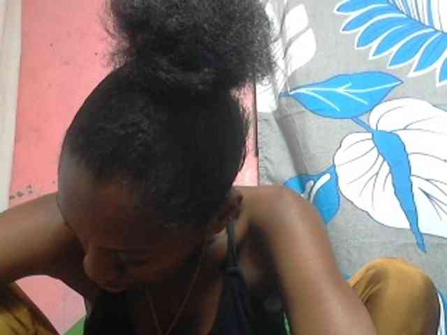 Marceliahh webcam