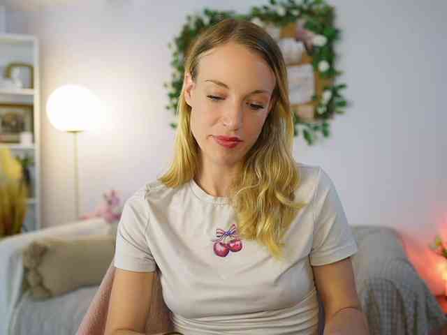AprilRose webcam