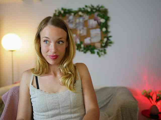 adult chat now AprilRose