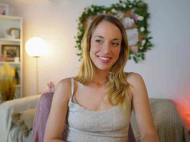 AprilRose webcam