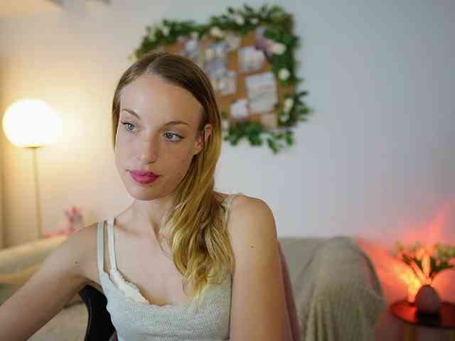 AprilRose webcam
