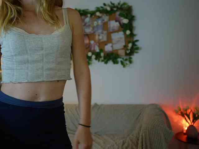 AprilRose webcam