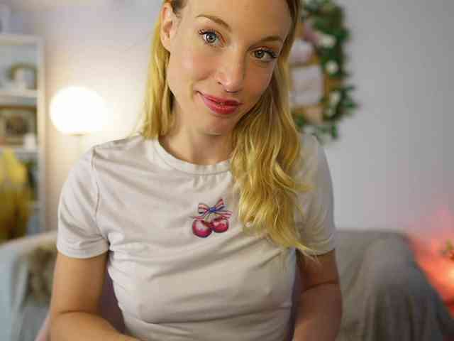AprilRose webcam