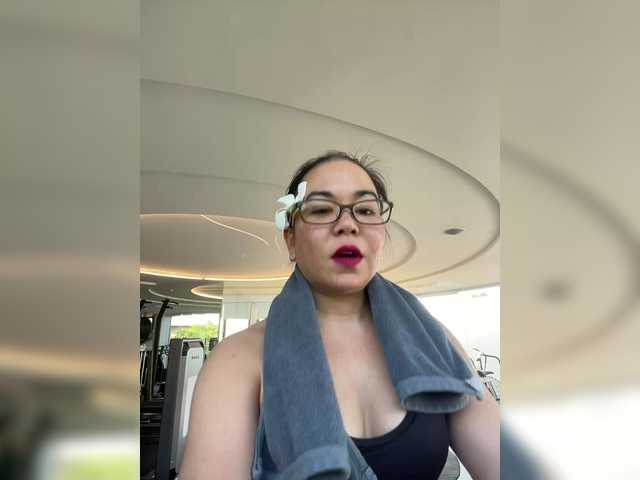 PadThai's BongaCams show and profile