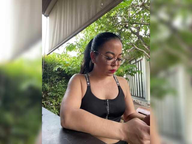 PadThai's BongaCams show and profile