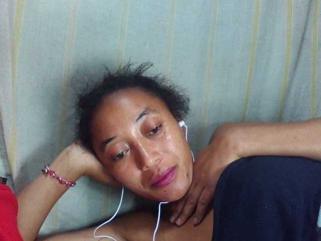Laurencia12 webcam bongacams model stream image