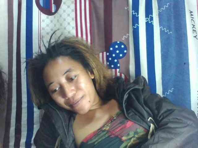 live chatroom Laurencia12