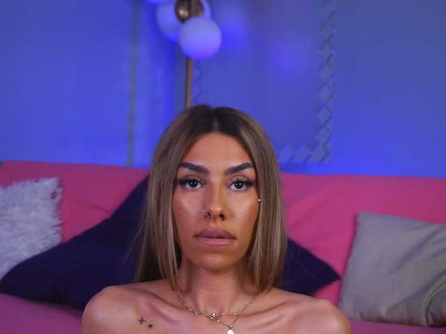 Sex chat gratuit in direct cu MelinaMilanni pe BongaCams
