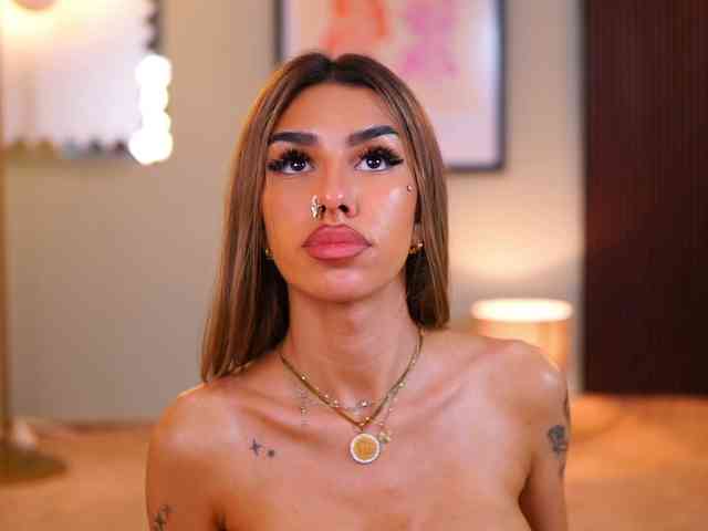 MelinaMilanni Live Webcam on BongaCams
