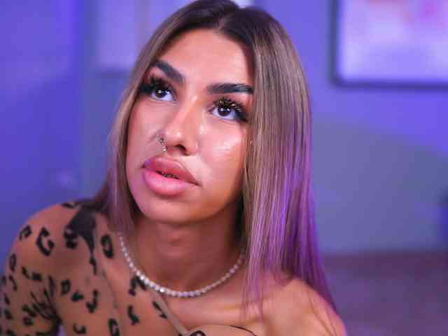 MelinaMilanni webcam