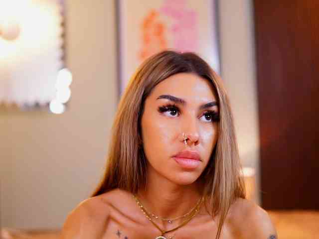 MelinaMilanni webcam