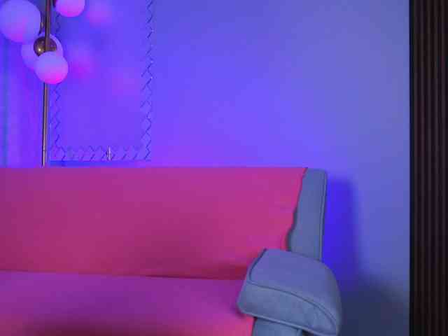 MelinaMilanni webcam