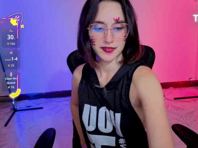 MiaLozano webcam