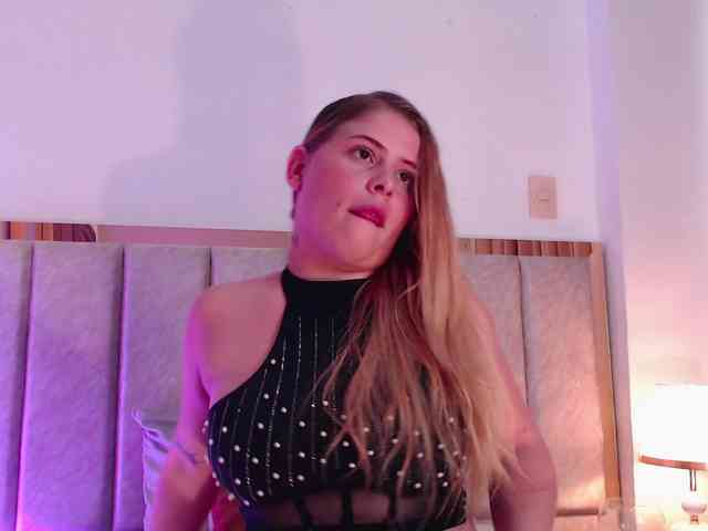 SunnyBlair webcam