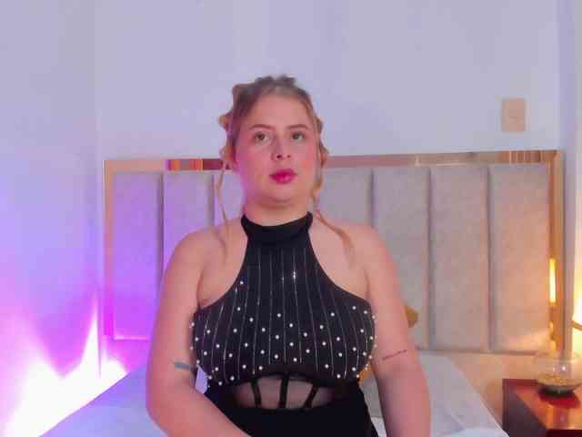 SunnyBlair webcam